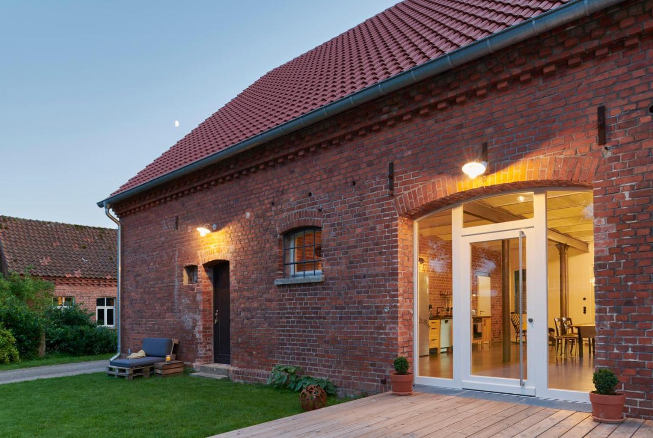 Re~Barn - Modern Country Stay Essel Buitenkant foto