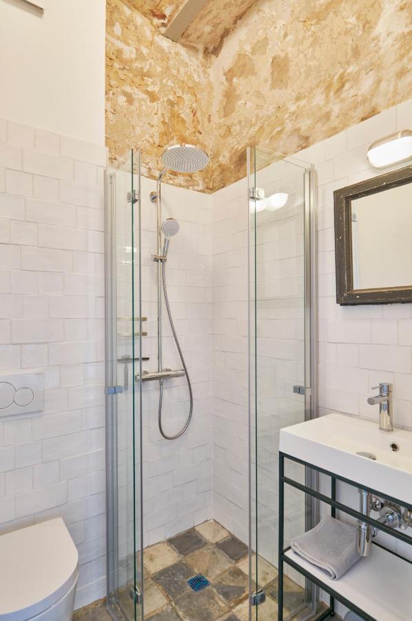 Re~Barn - Modern Country Stay Essel Kamer foto